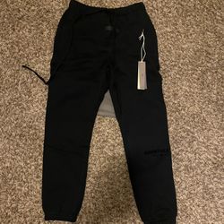 ESSENTIALS SWEATPANTS