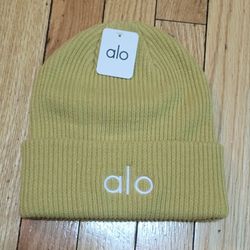 Alo Beanie Hat Brand New