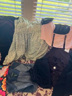 More than 30 items of women clothes size Large