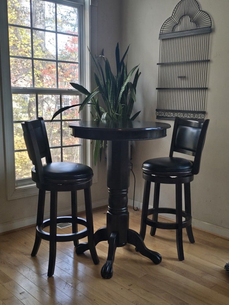 Pub Style High Table Round Mahagony With Two Swivel Stools