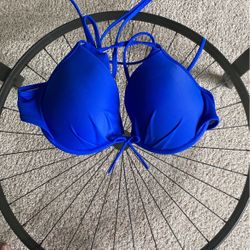 Victoria Secret Women’s Bikin Top / Bikini 