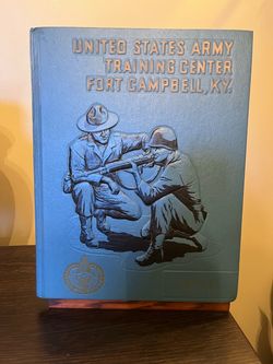 VINTAGE VIETNAM-ERA 1966 FORT CAMPBELL BASIC TRAINING YEARBOOK MCM