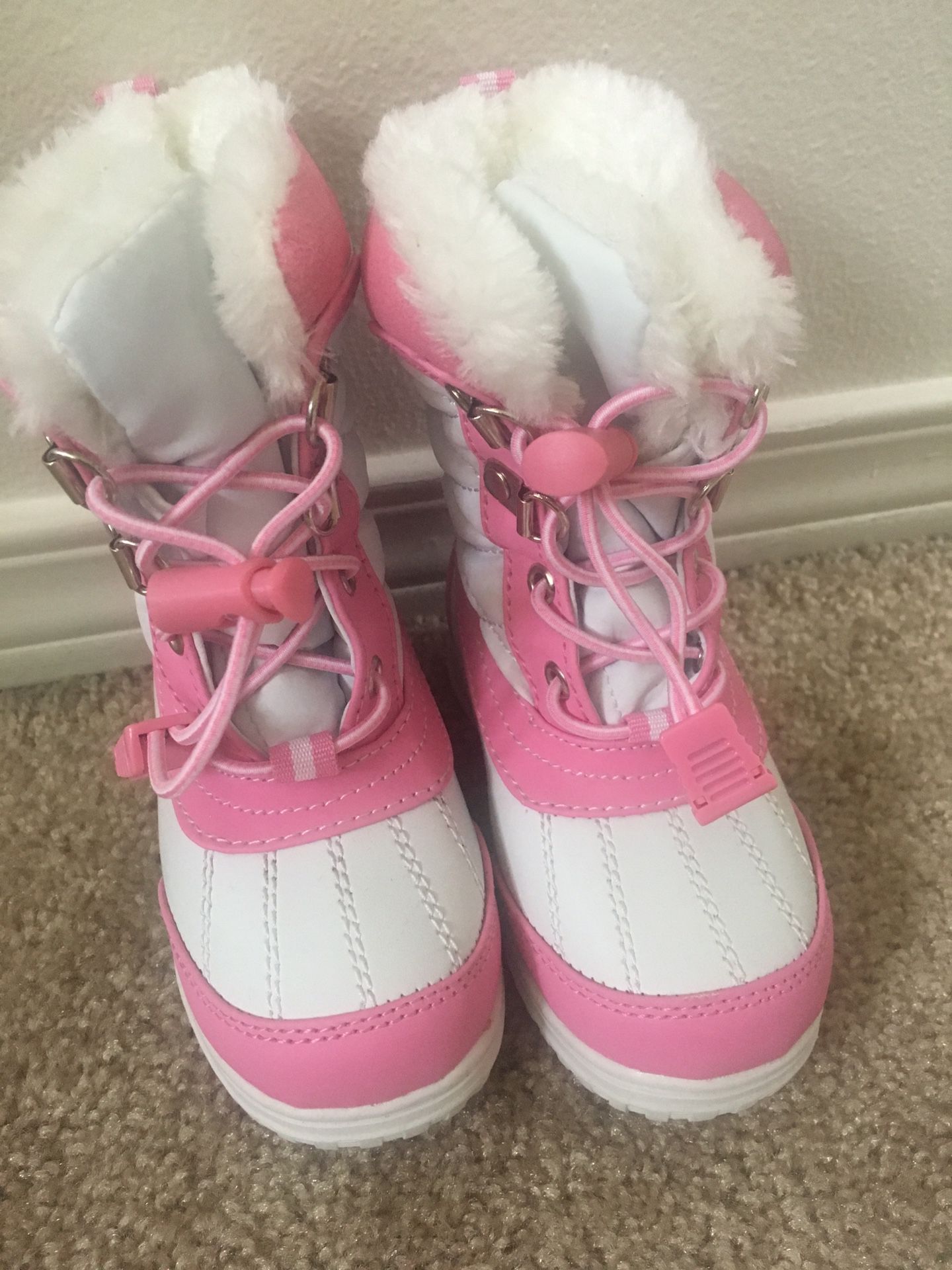 Kids/Toddler Totes snow boots Size 6