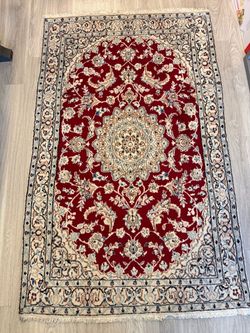 unique Hand woven Naaeen persian rug for sale