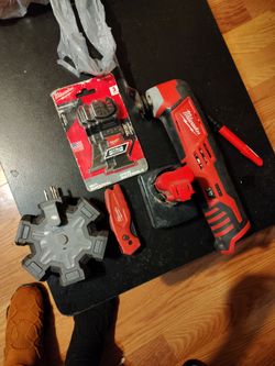 Extra tools starting my own business trying to make extra cash for tools that I need