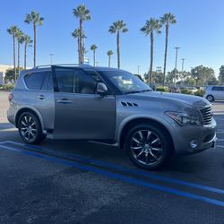 2013 Infiniti Qx56