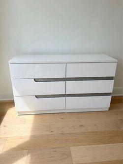 White Gloss 6-Drawer Double Dresser
