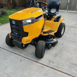 Cub Cadet Riding Mower XT1 Automatic Transmission 