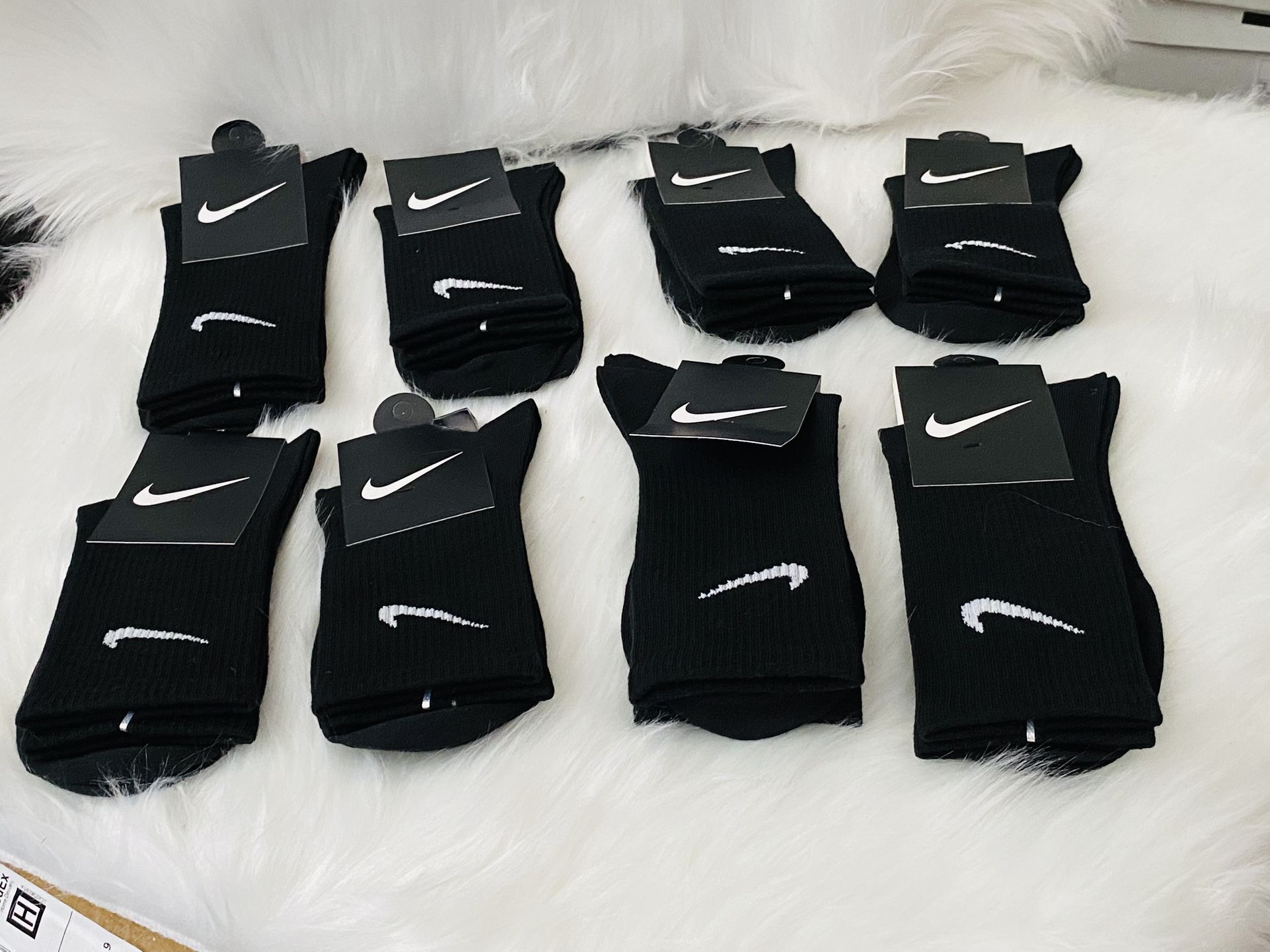 Nike Black Crew Socks – Men’s & Women’s Athletic Everyday Socks – Bundle Deal New