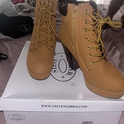 Steve Madden Timb Boots 7 1/2