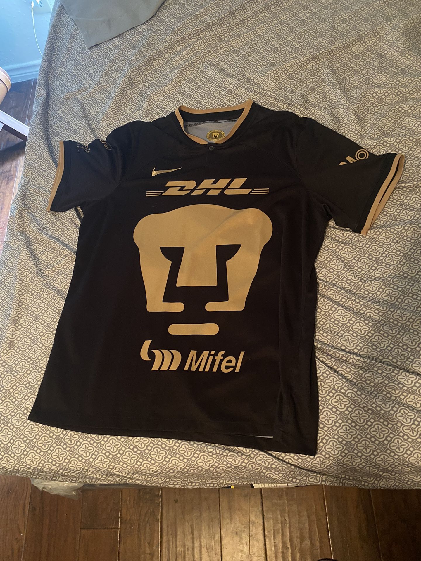 Pumas Jersey