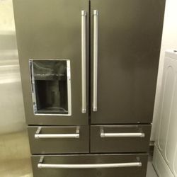 Kitchen aid Refrigerator 