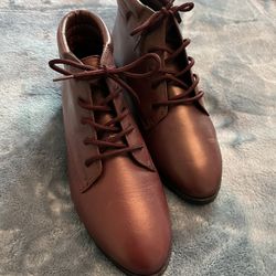 Leather Ladies Danexx Boots- Woman’s Size 7W