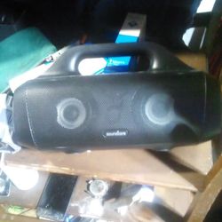 Three New Never Used Bluetooth Speaker S Klein Altec And Soundcore