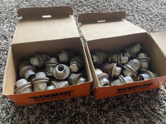 Toyota Cars Lug Nuts - A Pack Of 19