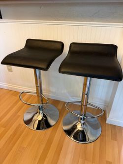 Bar Stool - Classic Stainless Steel