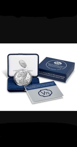 V75 end of WW2 american eagle silver coin