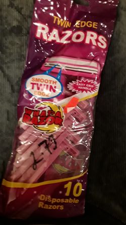 Smooth twin edge women's razors