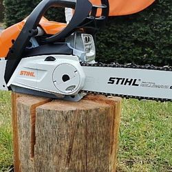 STIHL CHAINSAW BRAND NEW