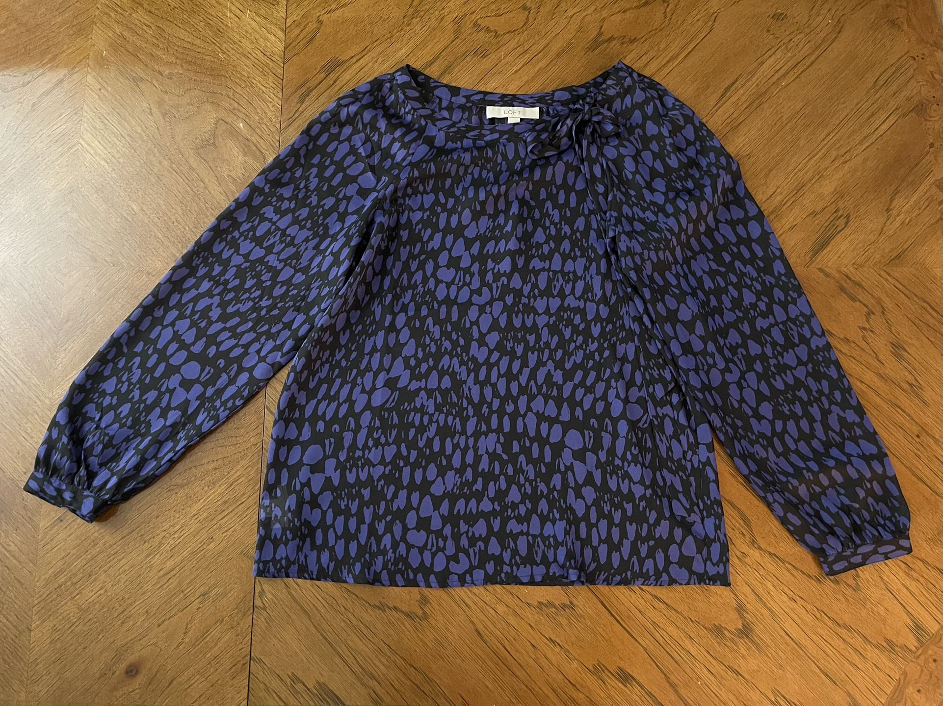 Like New Beautiful Ann Taylor Loft Sheer Black and Bluish Purple Blouse - Size Small