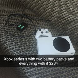 Xbox Series S Wuth Battery Packs , Controller and Cords 