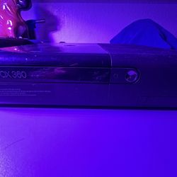 Xbox 360 E 