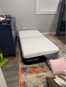 Twin mattress