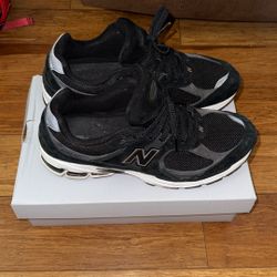2002r Black NB <no box>