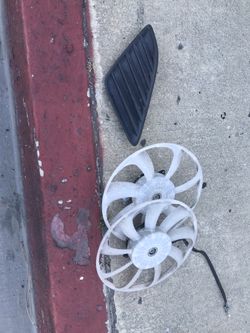 2010-2011-2012-2013-2014-2015 Toyota Prius radiator fans (OEM)