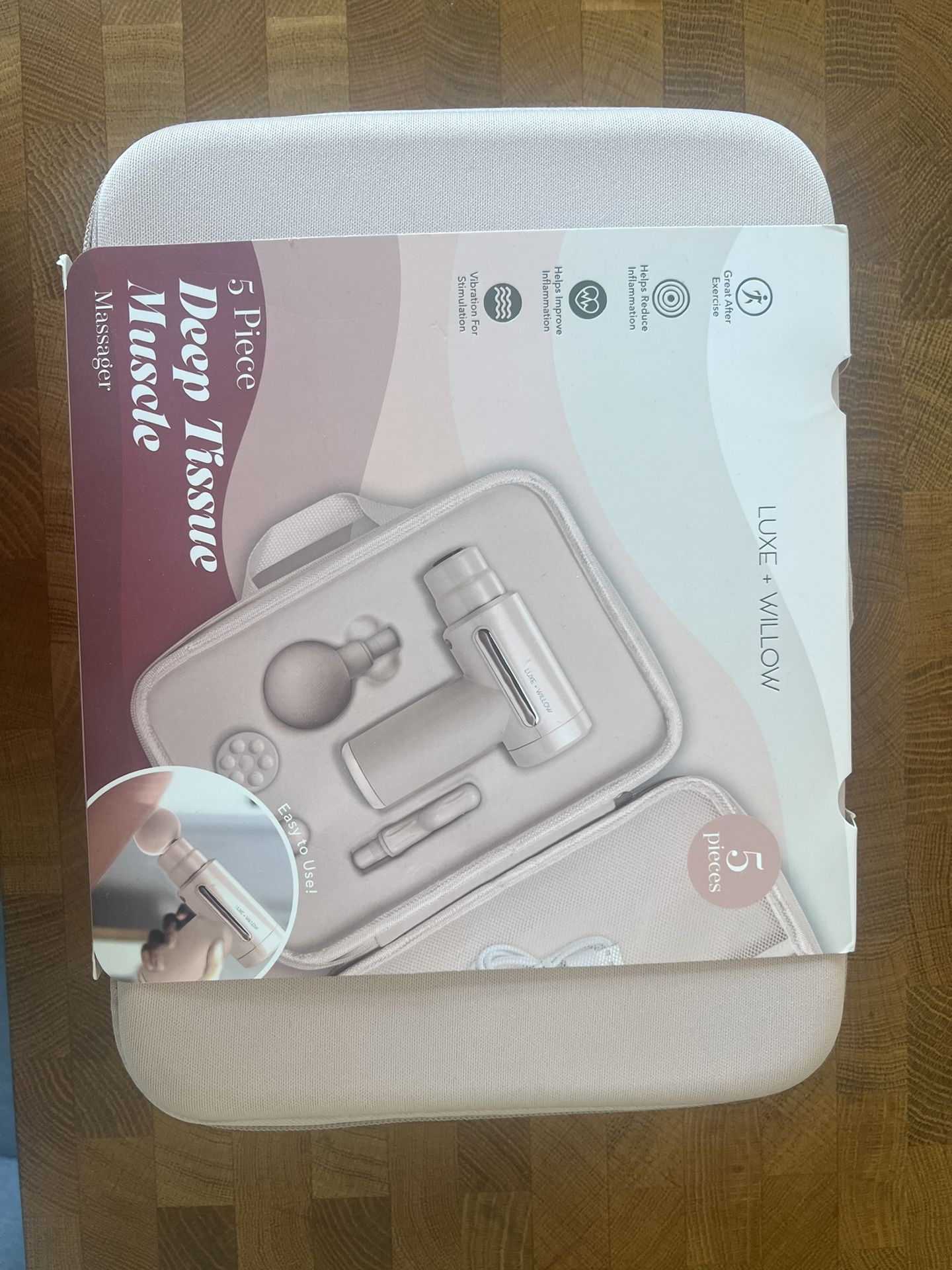 **BRAND NEW**LUXE + WILLOW Deluxe Deep Tissue Muscle Massager - variable speed
