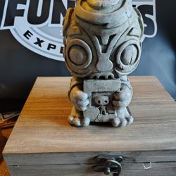 The Freddy Statue Grail Idol Funko Cremaic Funday 11/70 Limited Edition
