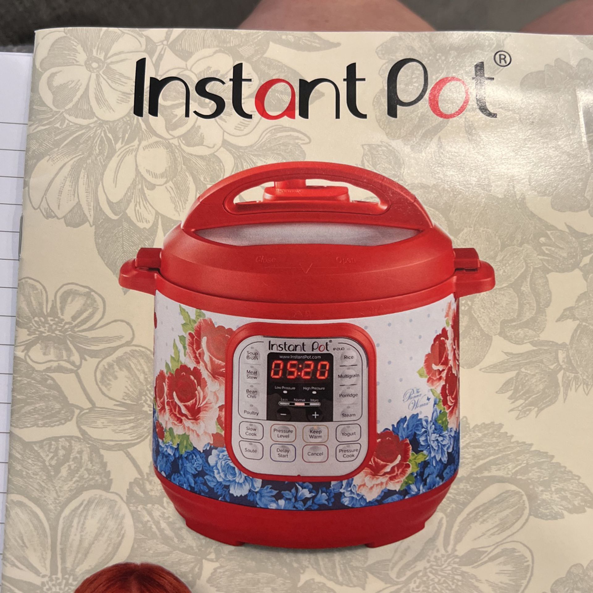 The Pioneer Woman Sweet Rose 6-Quart Instant Pot Duo NEW