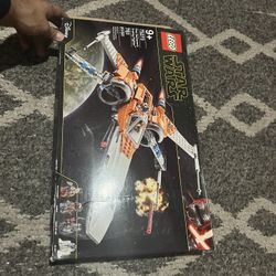 Lego StarWars: Poe Damerons X-wing Fighter™