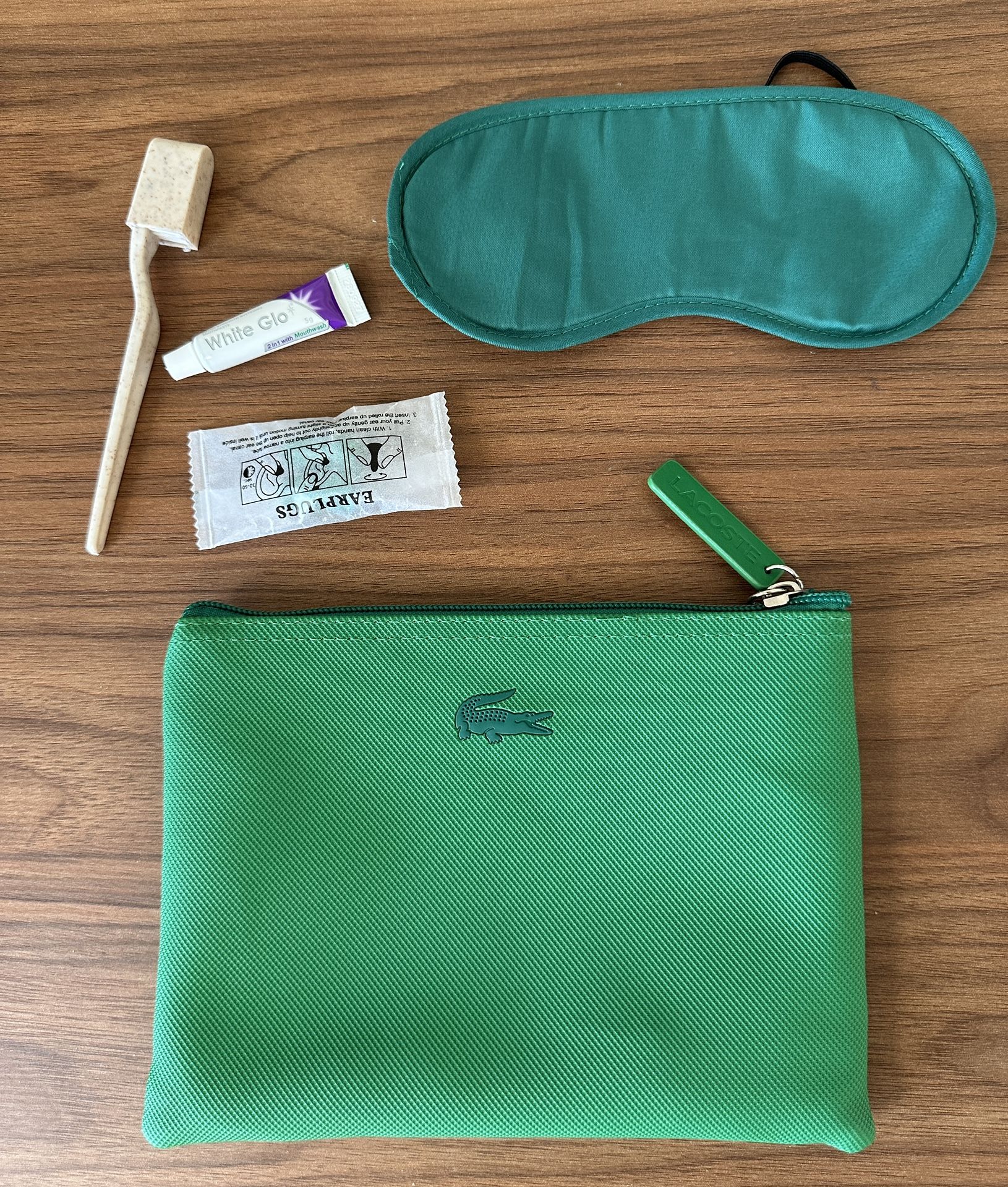 Lacoste Travel Kit