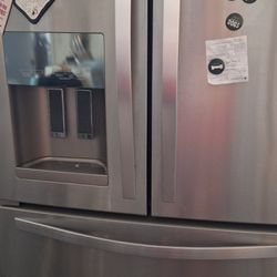 Refrigerator With Ice Maker. 1200.00