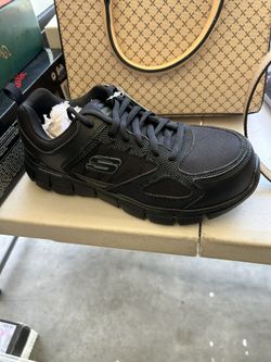 Skechers  Comp Toe Size 6 1/2