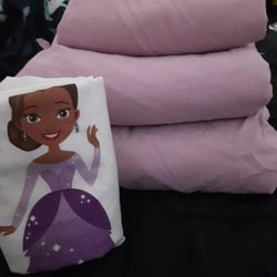 Pillowfort Kids’ Bedding Set - Princess Theme 