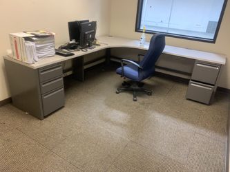 Desk Free Standing 8x8 - 8x71/2 - 8x7 