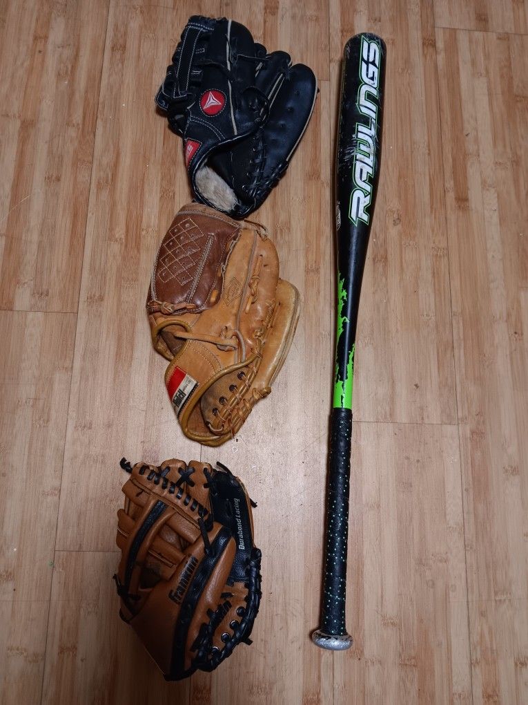 Rawlings Baseball Bat. With  Gloves