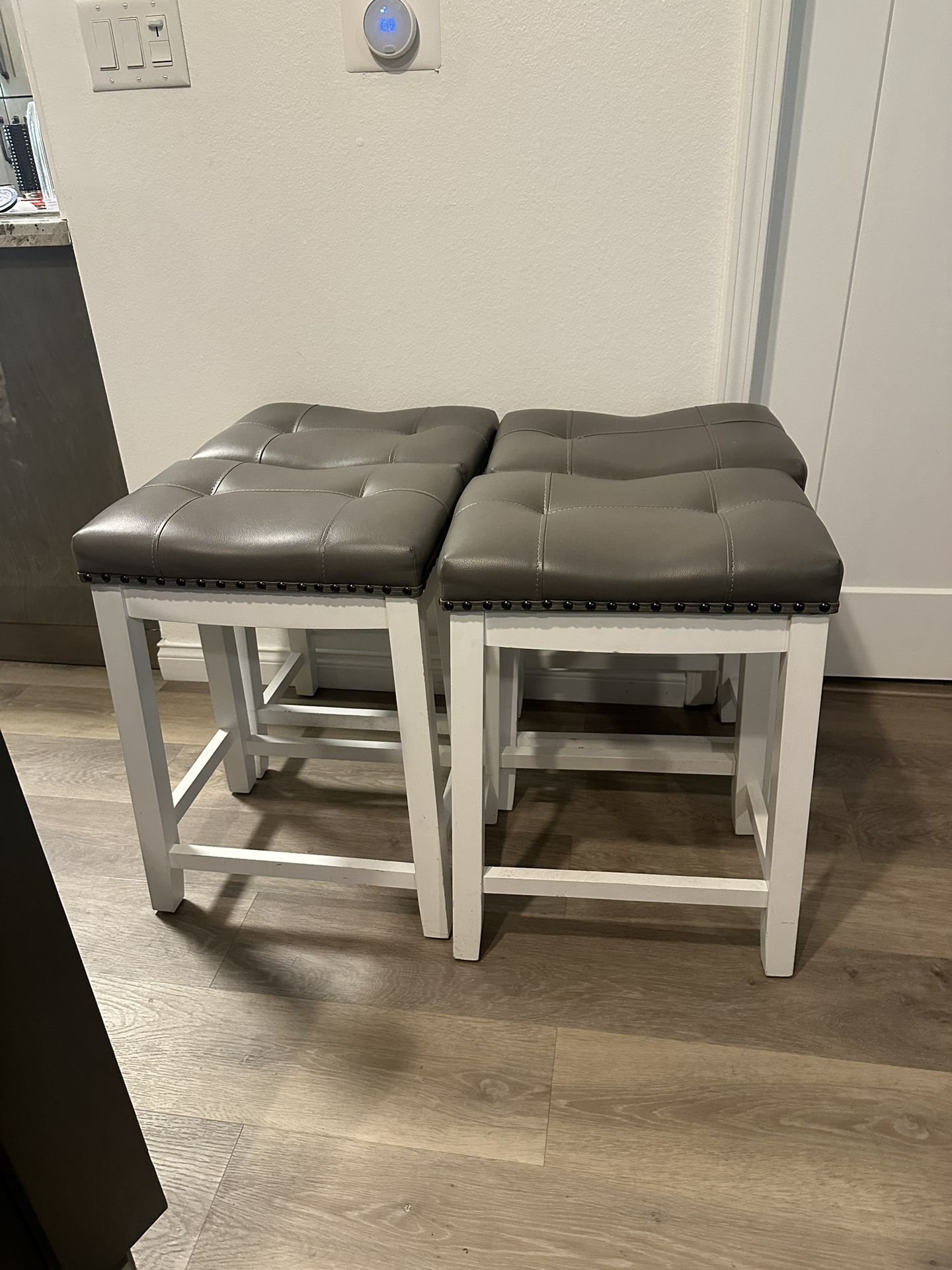 Stools (set Of 4)