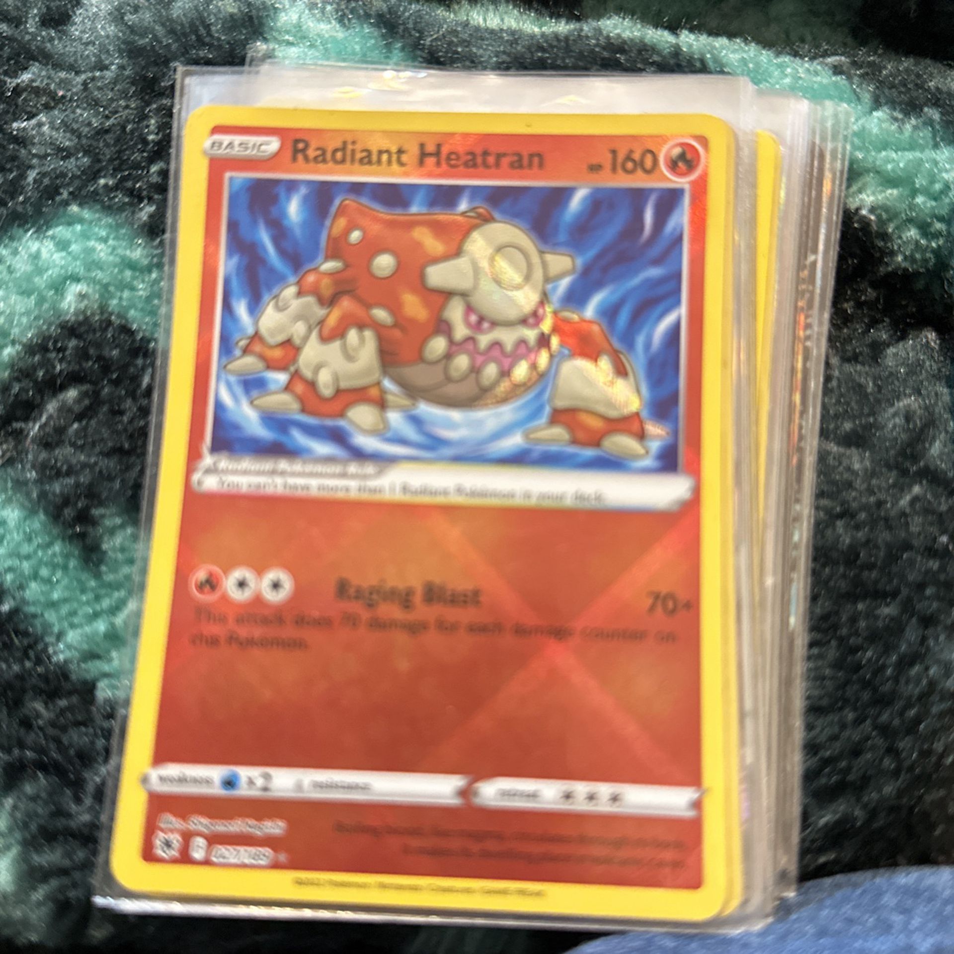 Radiant Heatran Pokemon Card