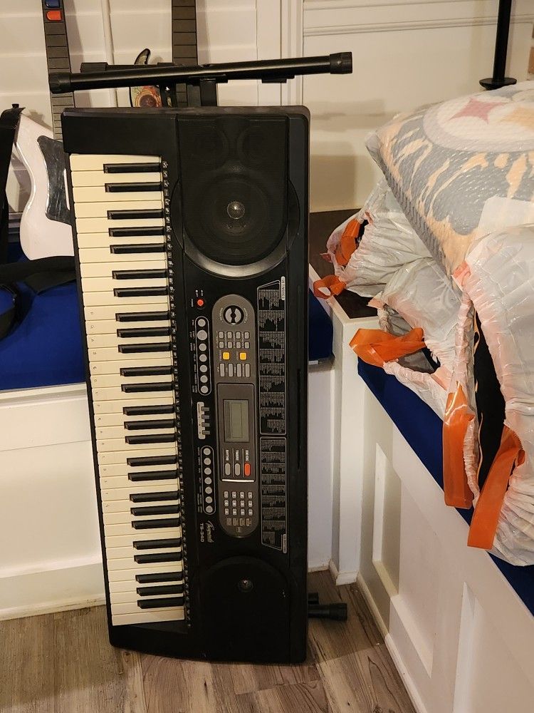 Keyboard With Stand