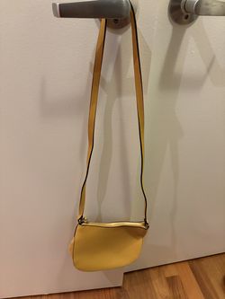 Mustsrd Faux Leather Crossbody Purse