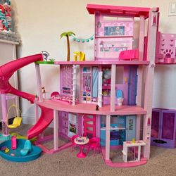 Barbie Dreamhouse