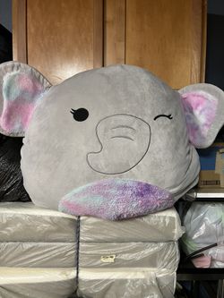 Giant , elephant, squish, mellow