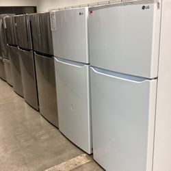 New LG 20 Cuft Top Mount Refrigerator 