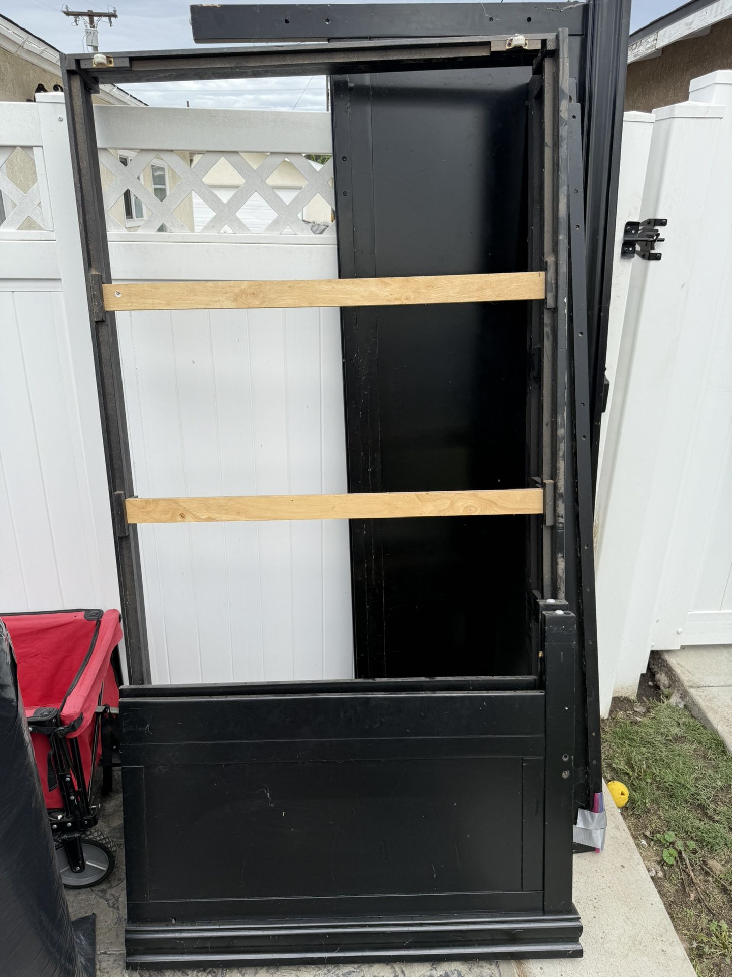 Trundle Bed “2 Twin Beds”