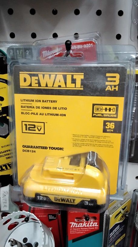 DEWALT 12V MAX 3 AH LITHIUM- ION BATTERY