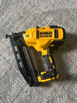 DeWalt 16 gauge finish nailer