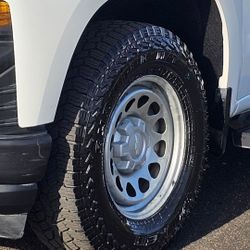 Wheels & Tires for SILVERADO/ SIERRA 265/70/17